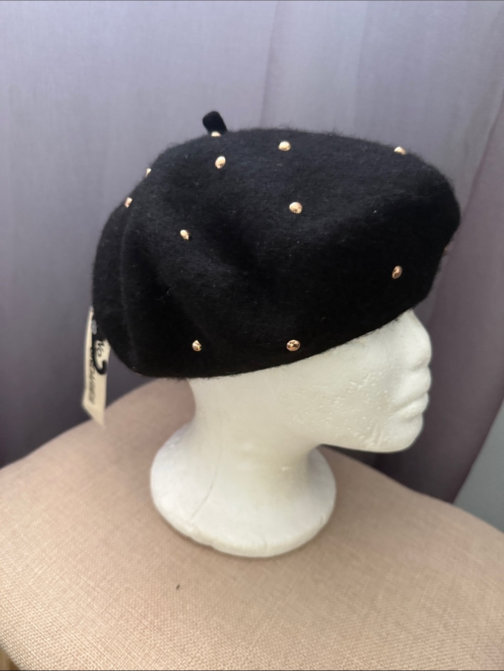 No Boundaries Black Beret with Gold Studs